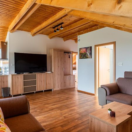 بييلوفار Bed&Breakfast Vinarija Coner المظهر الخارجي الصورة