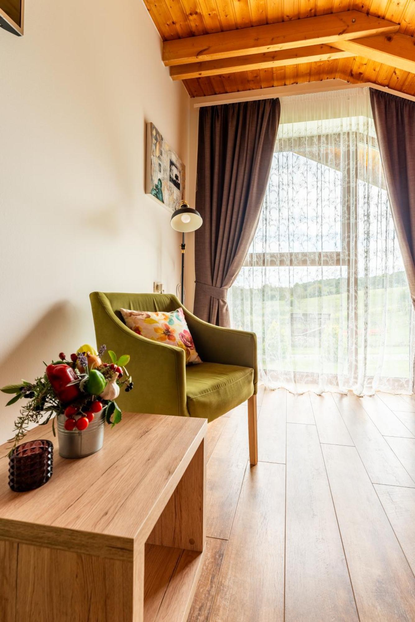 بييلوفار Bed&Breakfast Vinarija Coner المظهر الخارجي الصورة